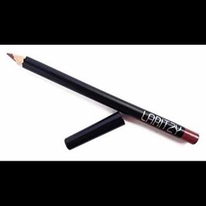 Laritzy Lip Pencil In Cabernet